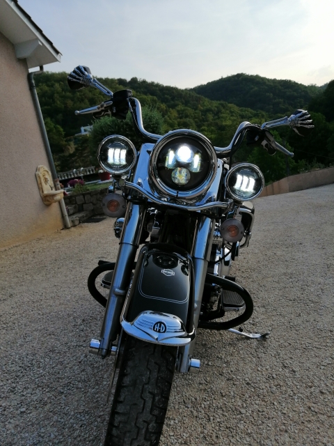 ROAD KING NOIR HARLEY DAVIDSON 