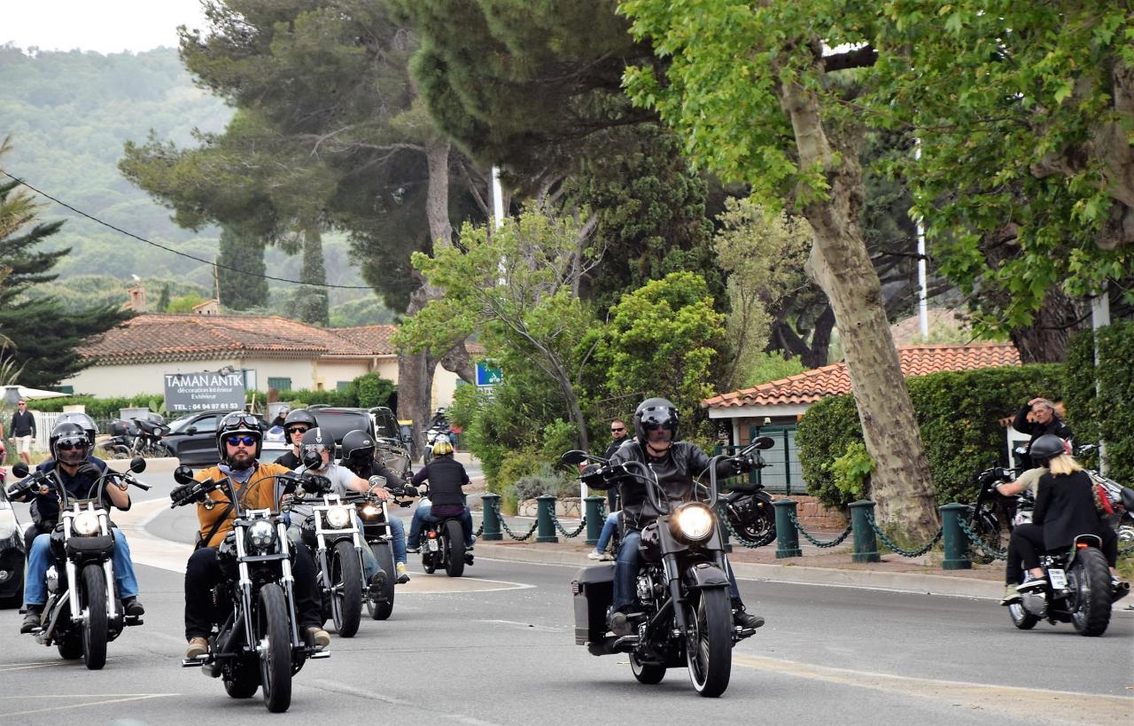 Départ de la parade à St Tropez.