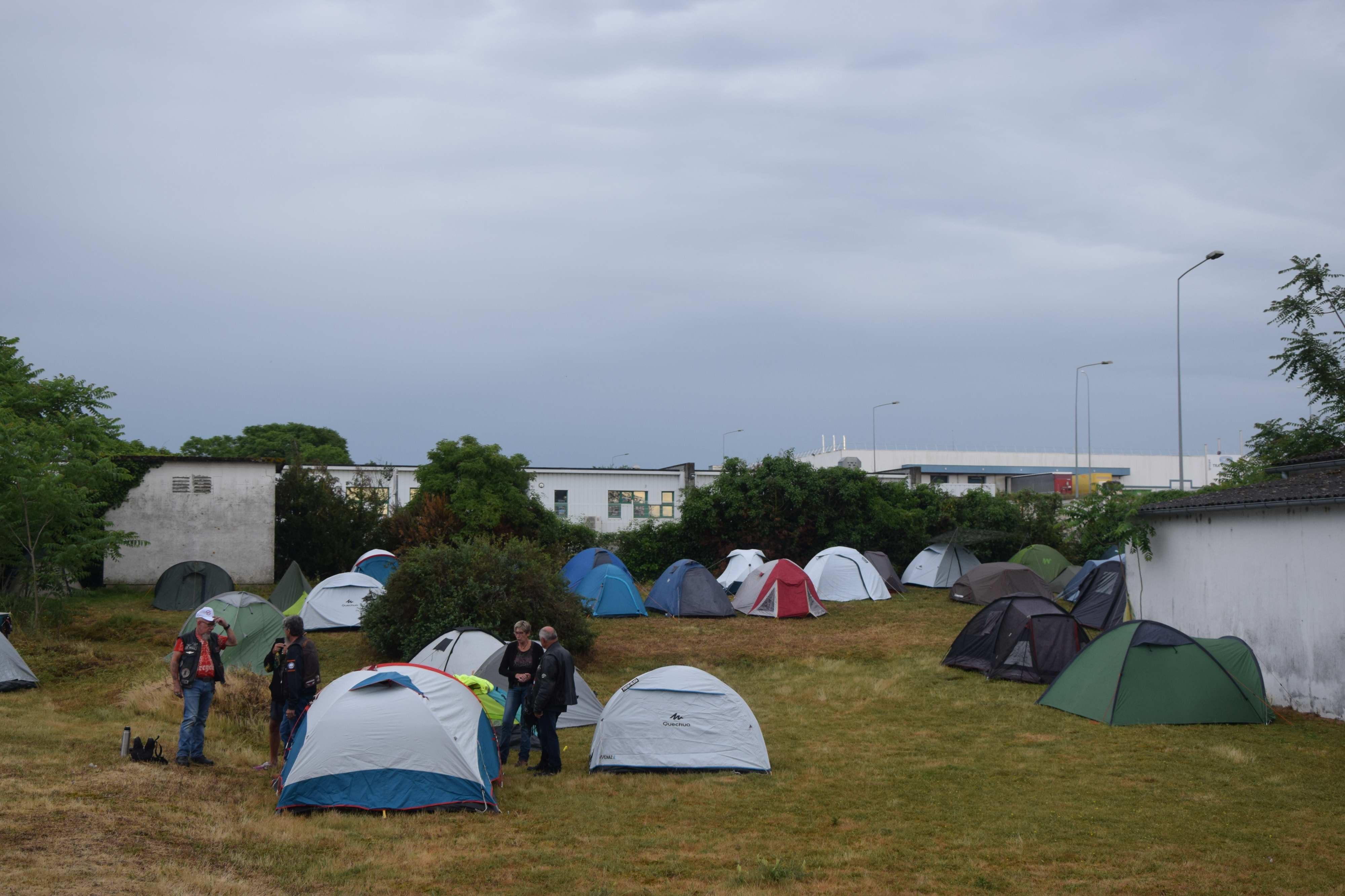 Le camp des bikers. 